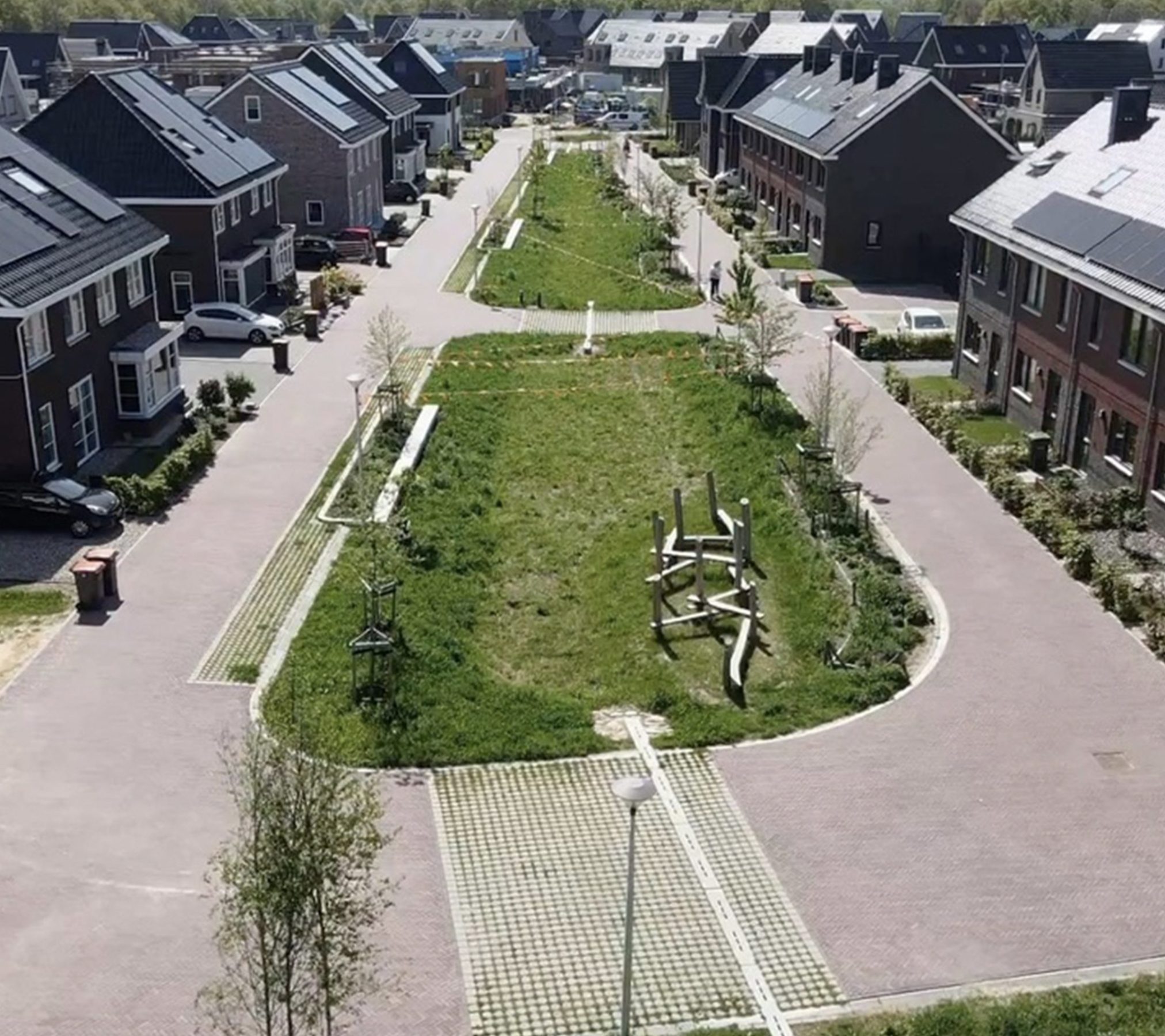 Regenwaterinfiltratie, stedelijk waterbeheer, Infiltratiecapaciteit bepalen, Infiltrerende verharding Infiltratie Groen parkeren Vergroenen Grastegels Grastegel Gras tegel Grasbetontegel Waterberging Watermanagement Gezonde bodem Leefbare stad Klimaatbestendige stad Groene parkeerplaatsen Regenwaterinfiltratie Waterbeheer Regenwaterinfiltratie, stedelijk waterbeheer, Infiltratiecapaciteit bepalen, Infiltrerende verharding Infiltratie Groen parkeren Vergroenen Grastegels Grastegel Gras tegel Grasbetontegel Waterberging Watermanagement Gezonde bodem Leefbare stad Klimaatbestendige stad Groene parkeerplaatsen Regenwaterinfiltratie Waterbeheer